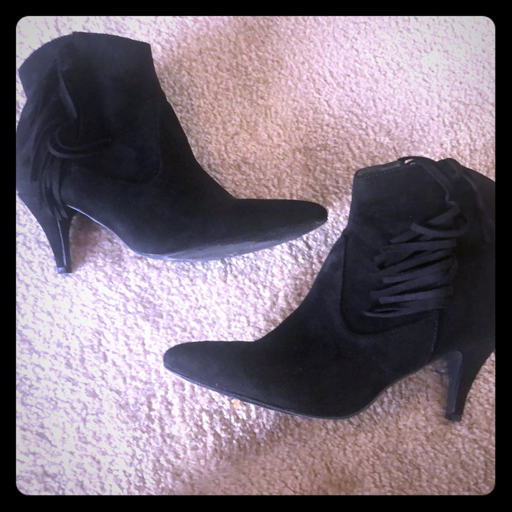 Lulu’s ankle booties